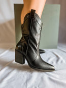 Bota Country Camila Preto