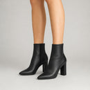 Bota Amanda em Couro Preto