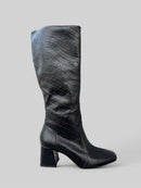 Bota Letícia em Couro Croco Preto