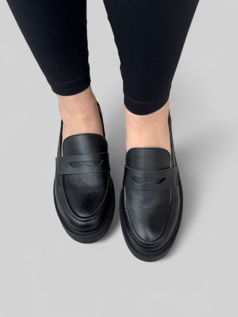 Mocassim Mirella em Couro Preto