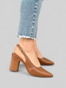 Scarpin Diana em Couro Caramelo