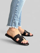 Rasteira Hannah em Couro Preto