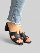 Tamanco Heloisa em Couro Preto