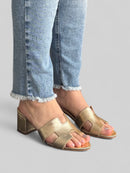 Tamanco Heloisa em Couro Ouro Light