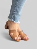 Tamanco Heloisa em Couro Caramelo