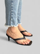 Tamanco Vicky em Couro Preto