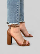 Sandália Gisele em Couro Caramelo